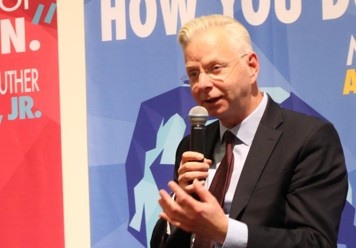 Trumpin suomalainen äänitorvi — miksi Markku Ruotsilan uskottavuus murenee